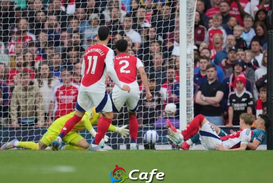 Arsenal trả giá vì một ‘thế hệ cợt nhả’