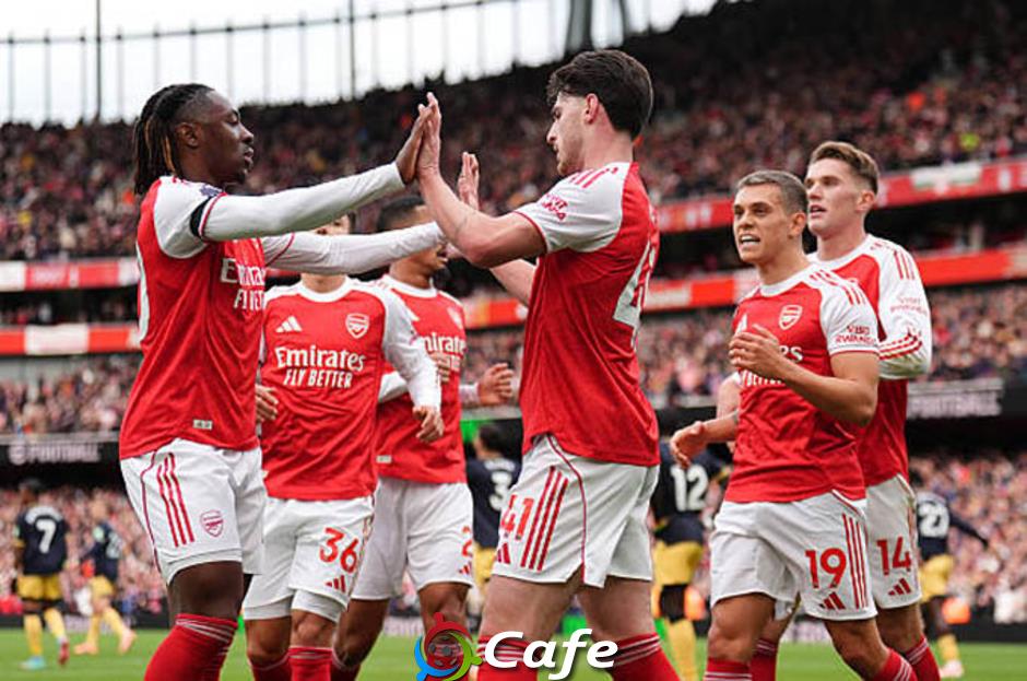 Arsenal trở thành ứng viên số 1 cho chức vô địch Ngoại hạng Anh
