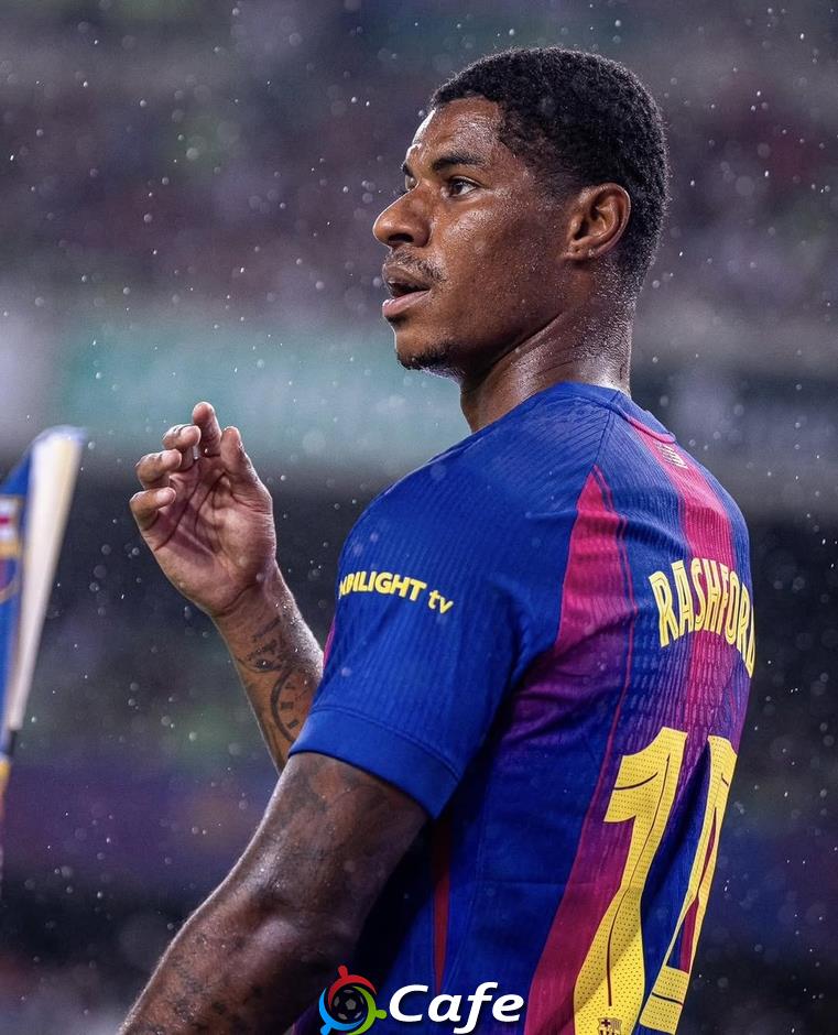 Barca không dùng nổi người của MU