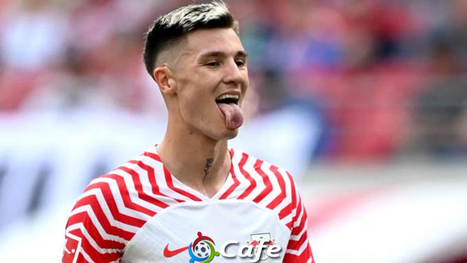 Benjamin Sesko có phải 'Hojlund mới' của MU?