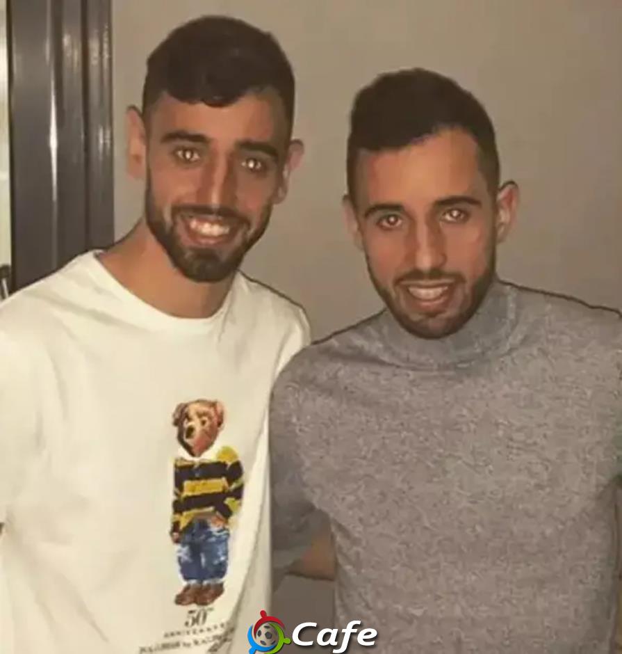 Bruno Fernandes nếu khó quá thì về 'Nhà hát của những tán cây'