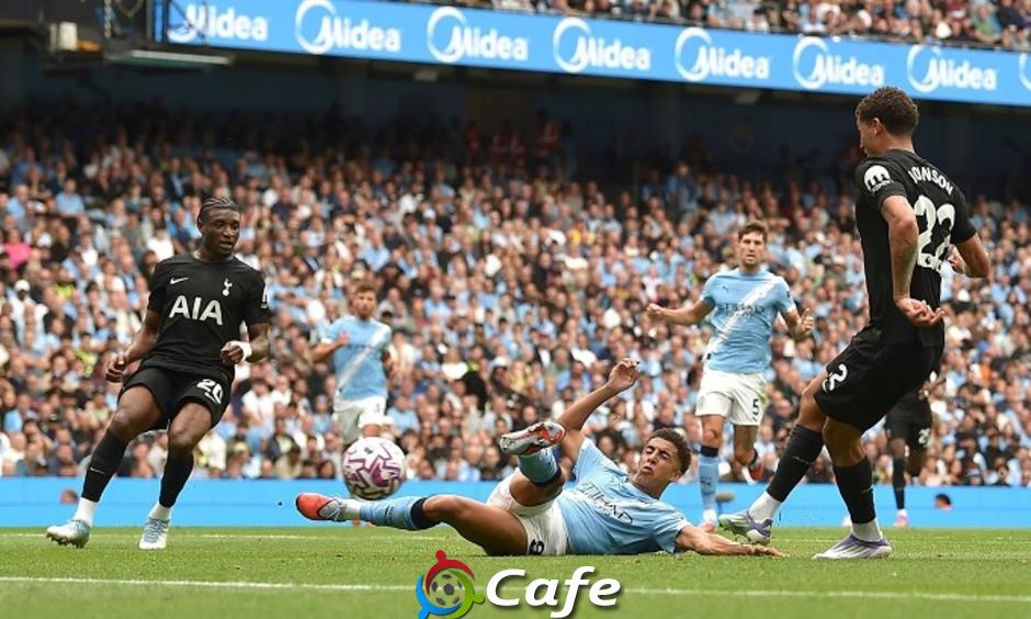 Cách Tottenham khai thác hàng phòng ngự ngớ ngẩn của Man City!