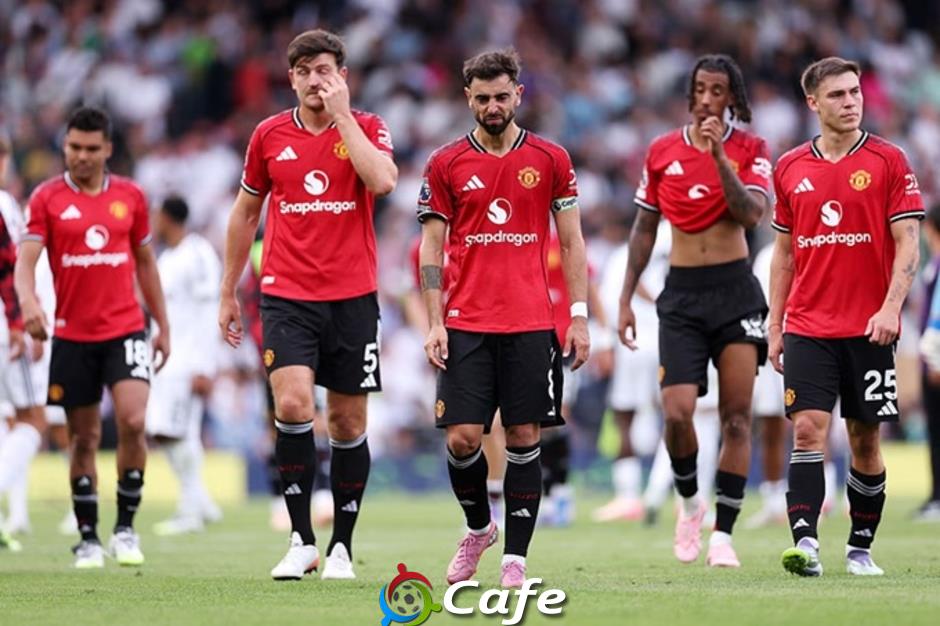 Cái dở dở ương ương của MU