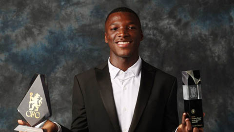 Caicedo giành giải Cầu thủ Chelsea xuất sắc nhất mùa 2024/25