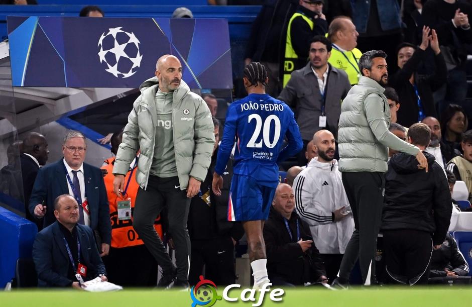 Chelsea đốt cả tỉ bảng vẫn chết vì thiếu cái đinh&nbsp;