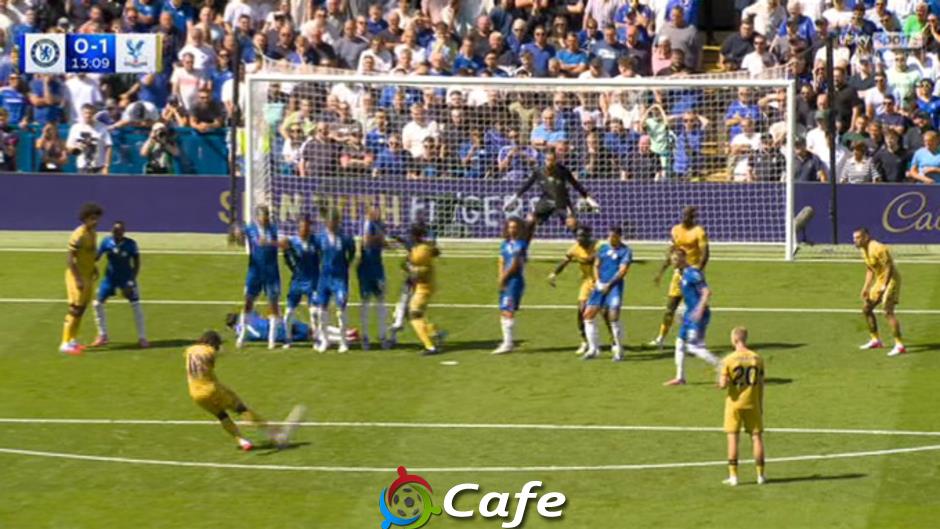 Chelsea thoát thua nhờ tình huống gây tranh cãi dữ dội