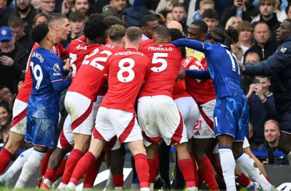 Chelsea vắng 4 cầu thủ ở trận đại chiến với Liverpool