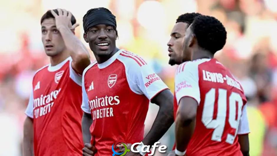 Chỉ cần đưa MU đến trình độ của Arsenal, Amorim đã là một kỳ tài