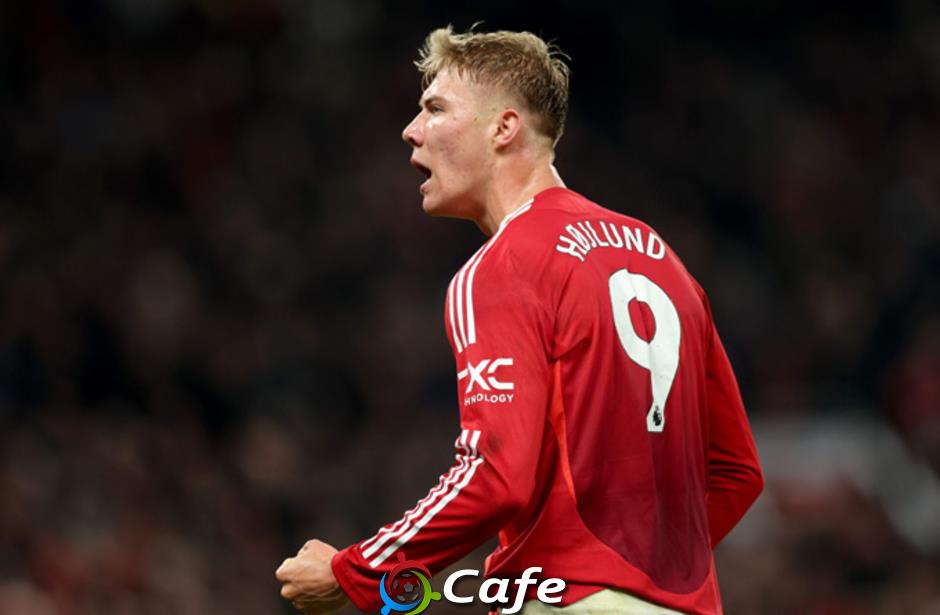 Đang có một MU 'trên đông dưới hè'