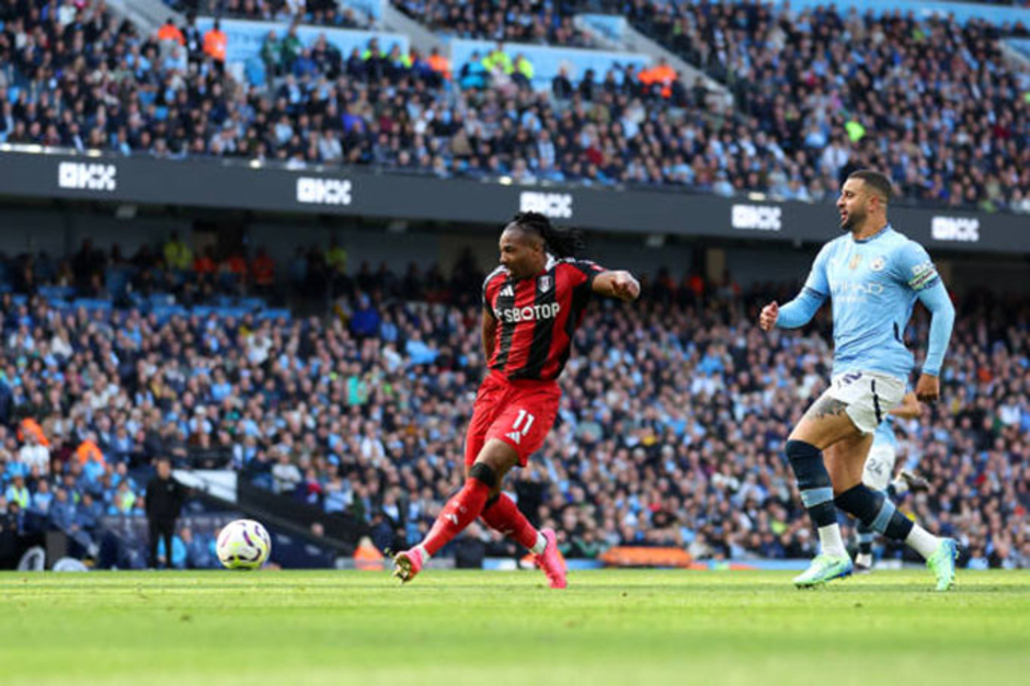 Điểm nhấn Man City 3-2 Fulham: Bất ngờ Bernardo Silva, thất vọng 'Quái thú'