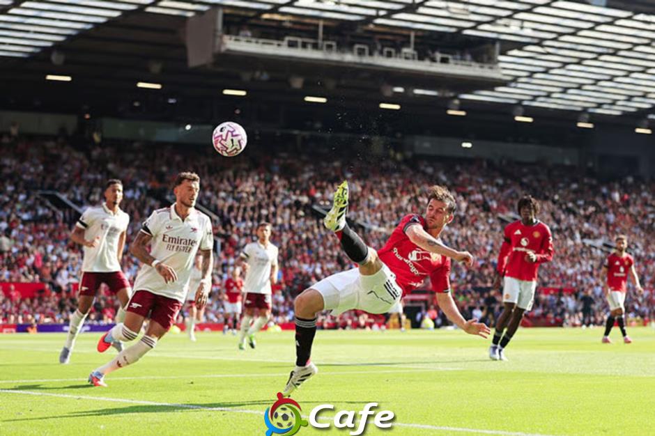 Điểm nhấn MU 0-1 Arsenal: Sesko ra mắt, tinh thần MU và màn trình diễn 'mù mắt' của Gyokeres