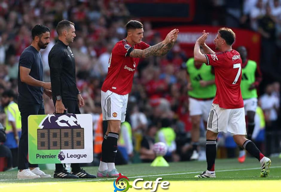 Điểm nhấn MU 0-1 Arsenal: Sesko ra mắt, tinh thần MU và màn trình diễn 'mù mắt' của Gyokeres