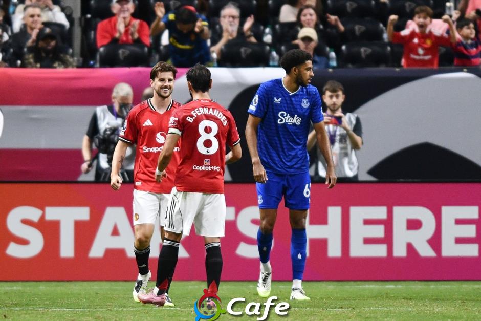 Điểm nhấn MU 2-2 Everton: Bryan Mbeumo giành danh hiệu đầu tiên với MU