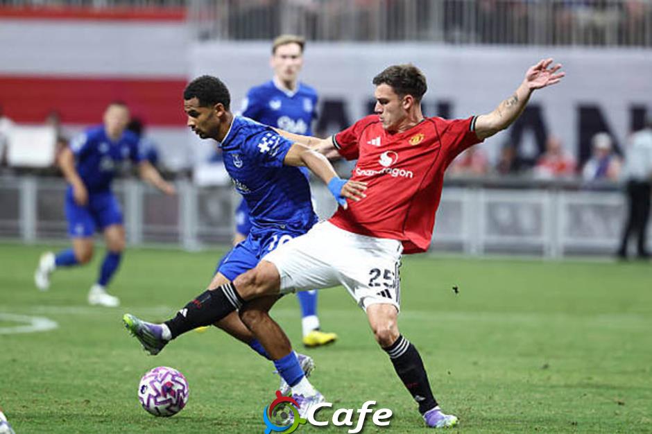 Điểm nhấn MU 2-2 Everton: Bryan Mbeumo giành danh hiệu đầu tiên với MU