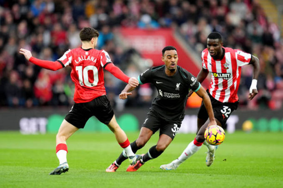 Điểm nhấn Southampton 2-3 Liverpool: Salah hiệu quả hơn Haaland