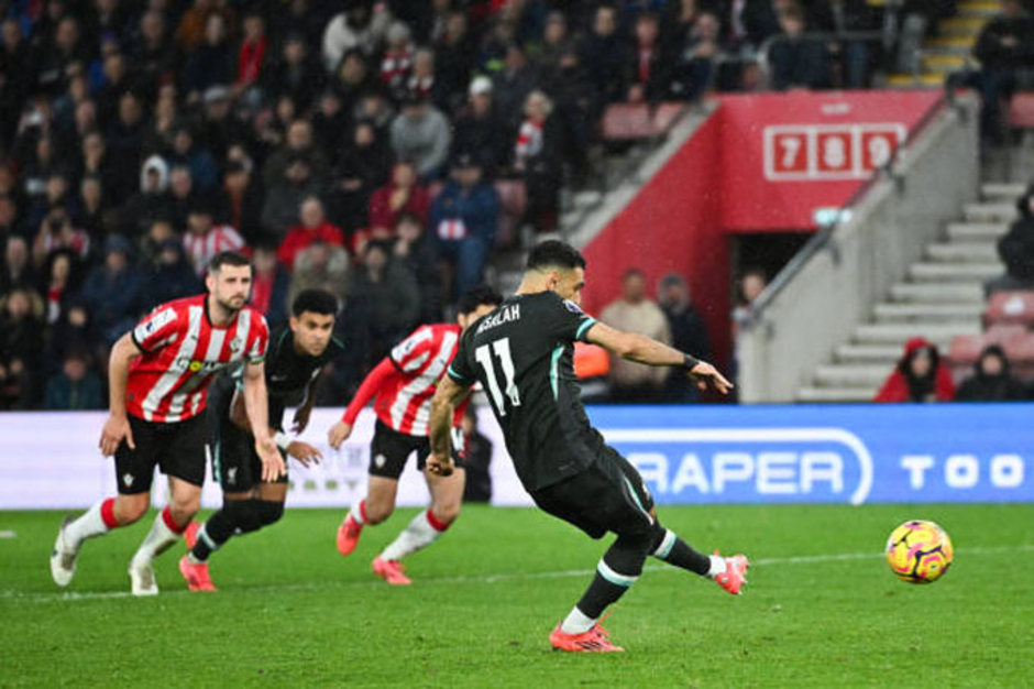 Điểm nhấn Southampton 2-3 Liverpool: Salah hiệu quả hơn Haaland