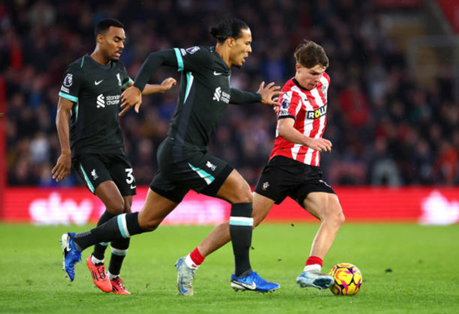 Điểm nhấn Southampton 2-3 Liverpool: Salah hiệu quả hơn Haaland