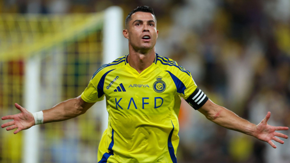 Điều khoản đặc biệt khi Ronaldo ký mới với Al Nassr