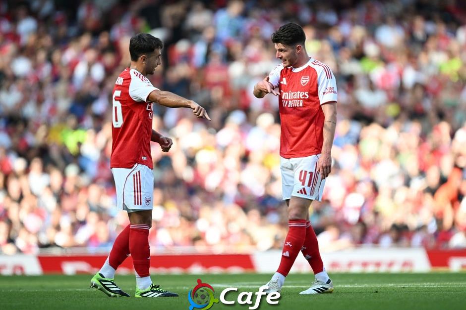 Fan Arsenal phấn khích vì  một ngôi sao, không phải Viktor Gyokeres