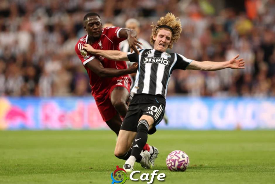 Fan Liverpool đòi bán ngay một ngôi sao sau chiến thắng Newcastle