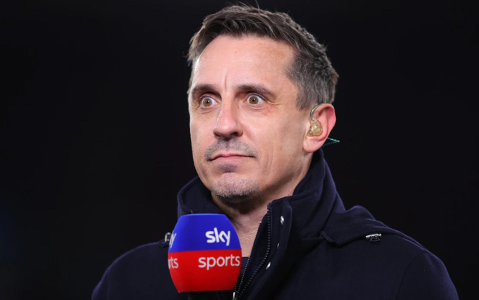 Gary Neville là người duy nhất có thể cứu rỗi MU