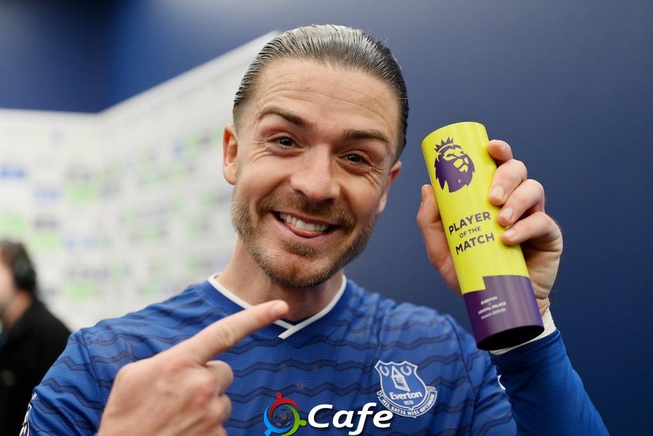 Hành động điểm 10 của Jack Grealish