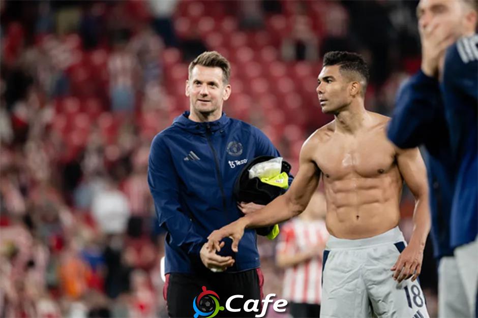 HLV Amorim hé lộ bí kíp giúp Casemiro 'lột xác' ấn tượng