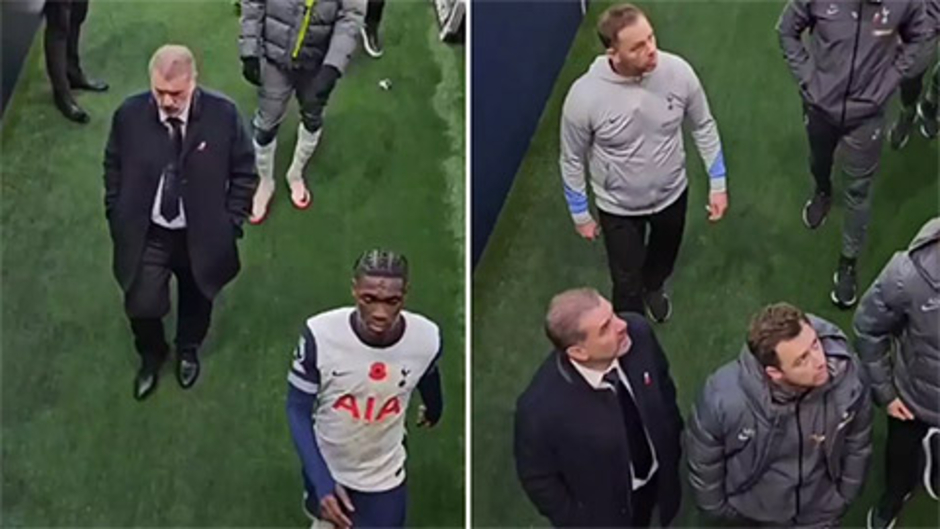 HLV Postecoglou đánh nhau với fan Tottenham, điều gì đang xảy ra với Spurs?