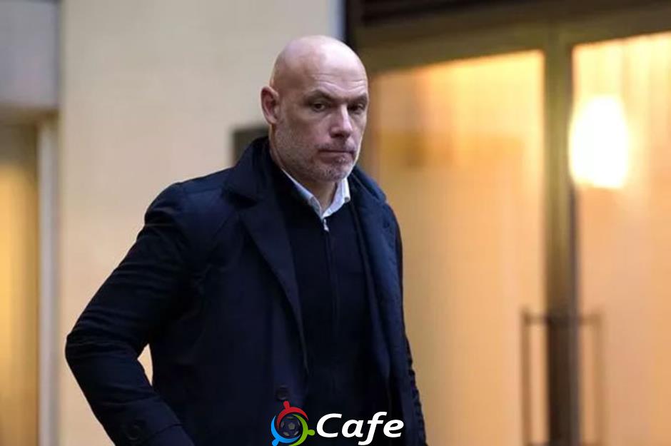 Howard Webb thừa nhận trọng tài mắc 'sai lầm nghiêm trọng' khiến MU thua Brentford