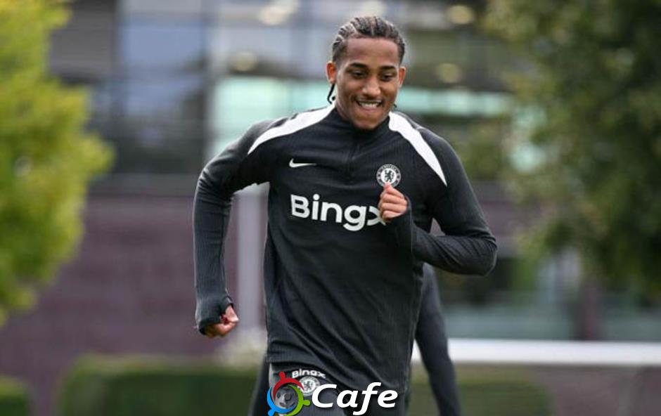 Joao Pedro bị 'ép' ra sân vẫn tỏa sáng