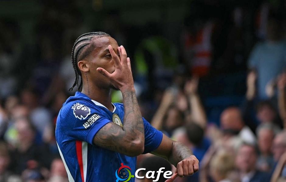 Joao Pedro là tân binh xuất sắc nhất Premier League 