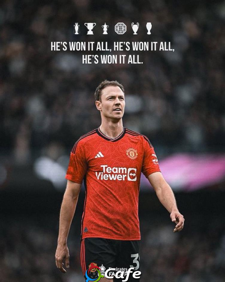 Jonny Evans giải nghệ