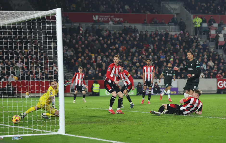 Kết quả Brentford 0-2 Liverpool: Người hùng Nunez