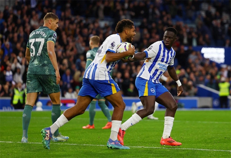 Kết quả Brighton 3-2 Tottenham: Ngược dòng không tưởng