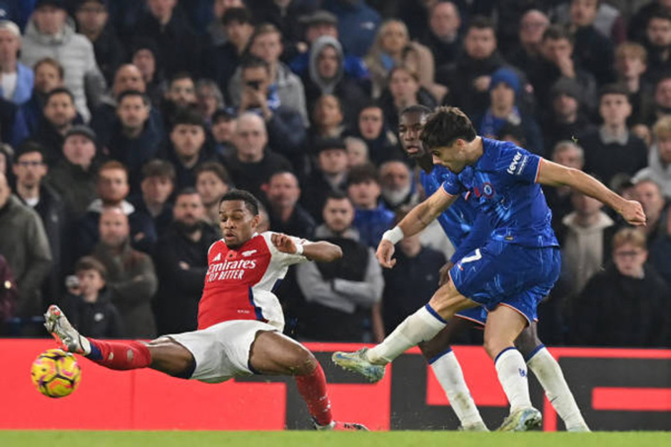 Kết quả Chelsea 1-1 Arsenal: Níu chân nhau để Liverpool hưởng lợi