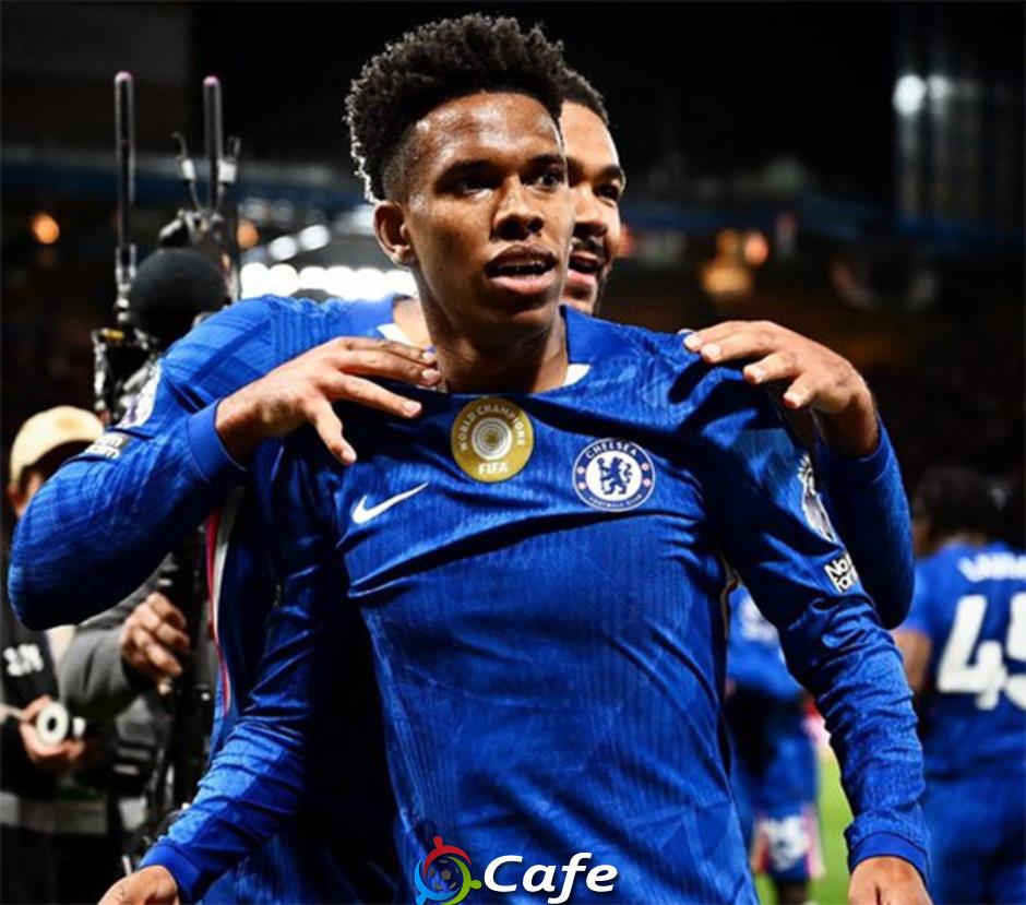 Kết quả Chelsea 2-1 Liverpool: Nhà vua 'chết' ở phút bù giờ Kết quả Chelsea 2-1 Liverpool: Nhà vua 'chết' ở phút bù giờ