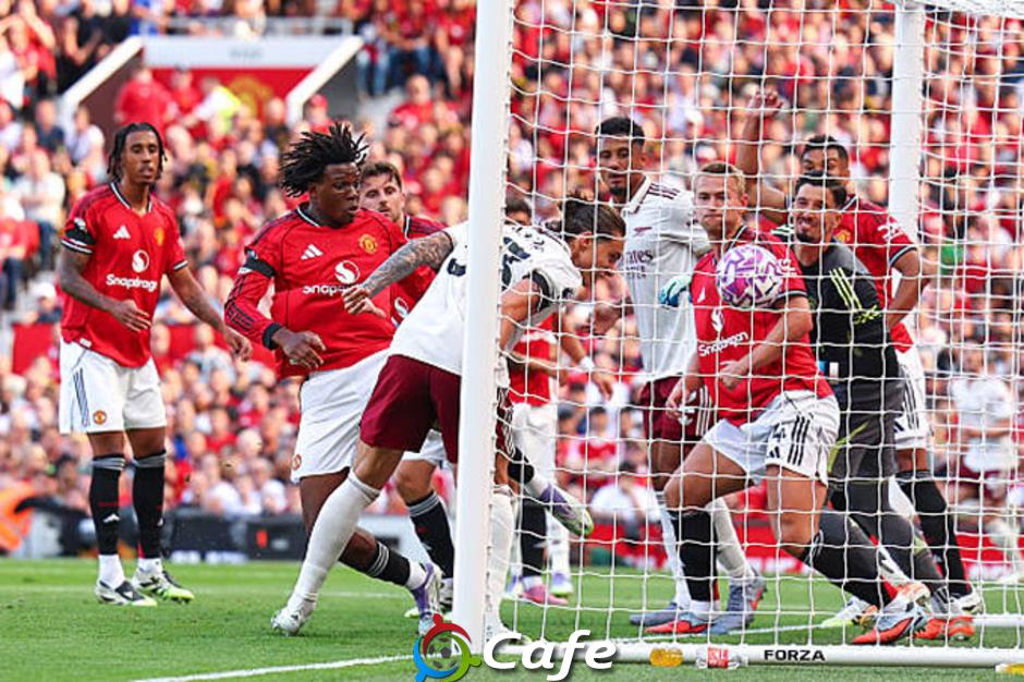 Kết quả MU 0-1 Arsenal: Quỷ đỏ thua đau ngày ra quân