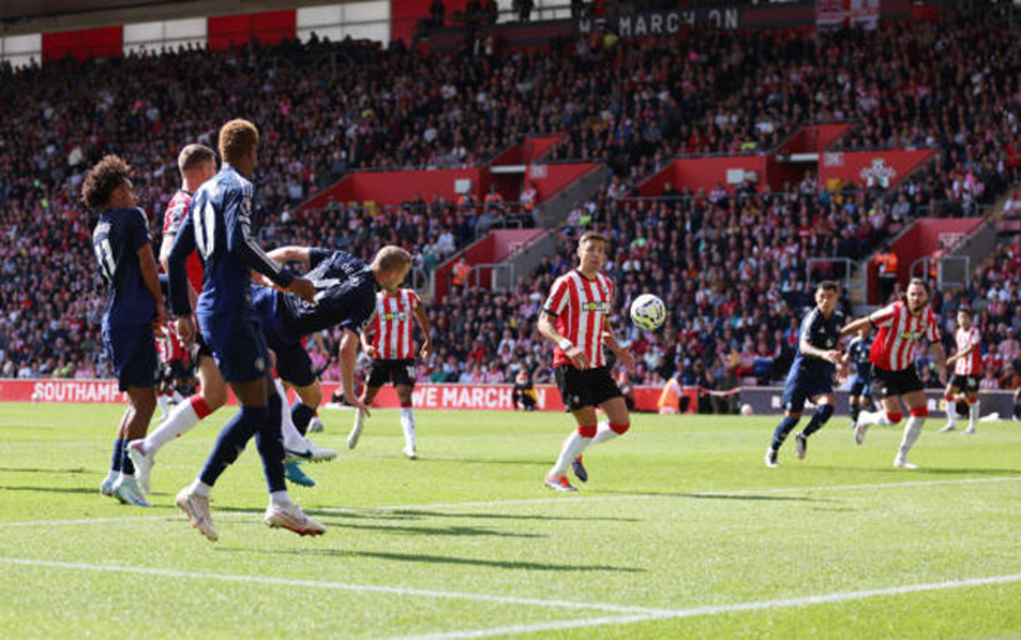 Kết quả Southampton 0-3 MU: Quỷ đỏ tưng bừng ngắt mạch thua