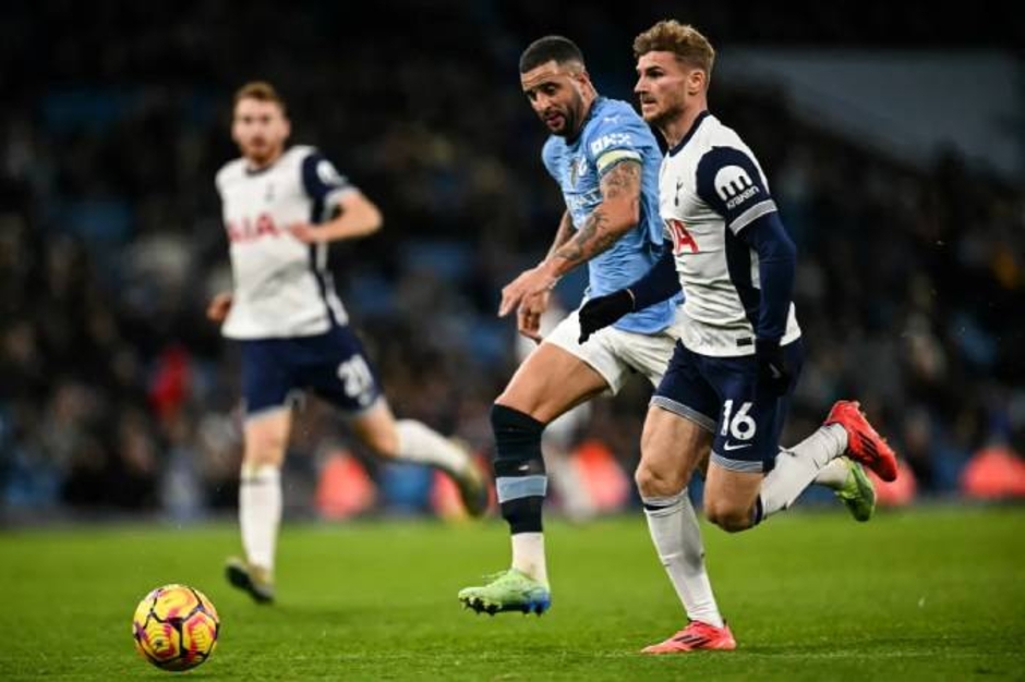 Kyle Walker, 'người đi bộ' ở Etihad