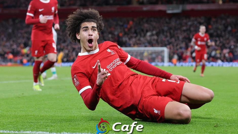 Lò Liverpool đâu kém gì La Masia