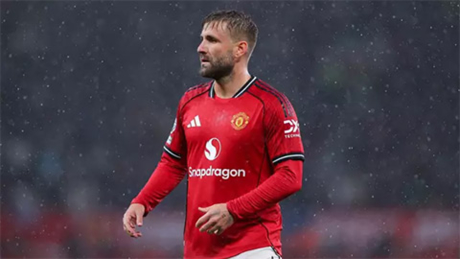 Luke Shaw phản pháo Roy Keane: 