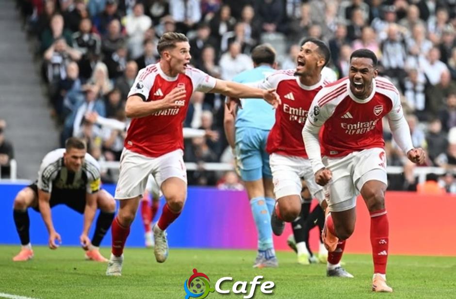 Lý do Arsenal sẽ lên ngôi đầu bảng trong 5 vòng đấu tới Lý do Arsenal sẽ lên ngôi đầu bảng trong 5 vòng đấu tới
