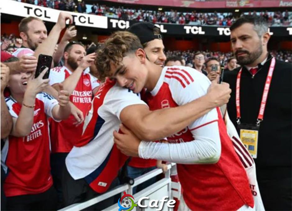 Lý do thần đồng 15 tuổi của Arsenal sẽ phá kỷ lục 20 năm của Premier League