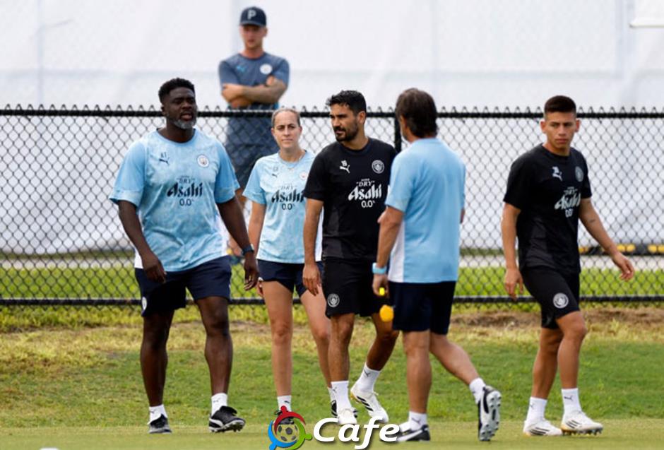 Man City & màn lột xác từ... Guardiola