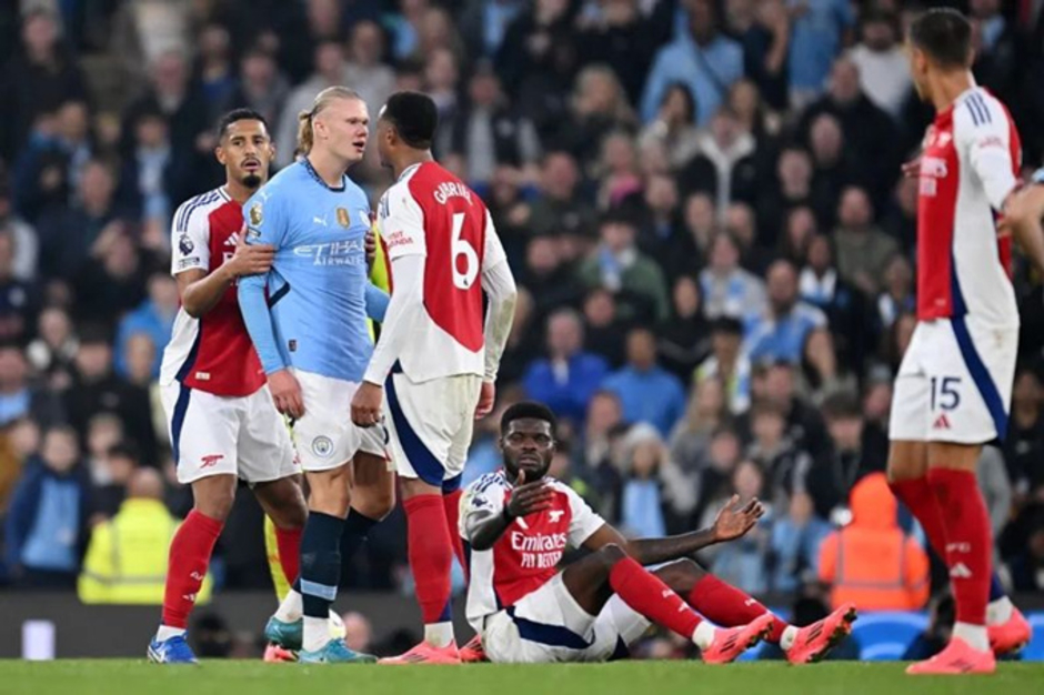 Man City đang 'dắt mũi' dư luận ở vụ Arsenal