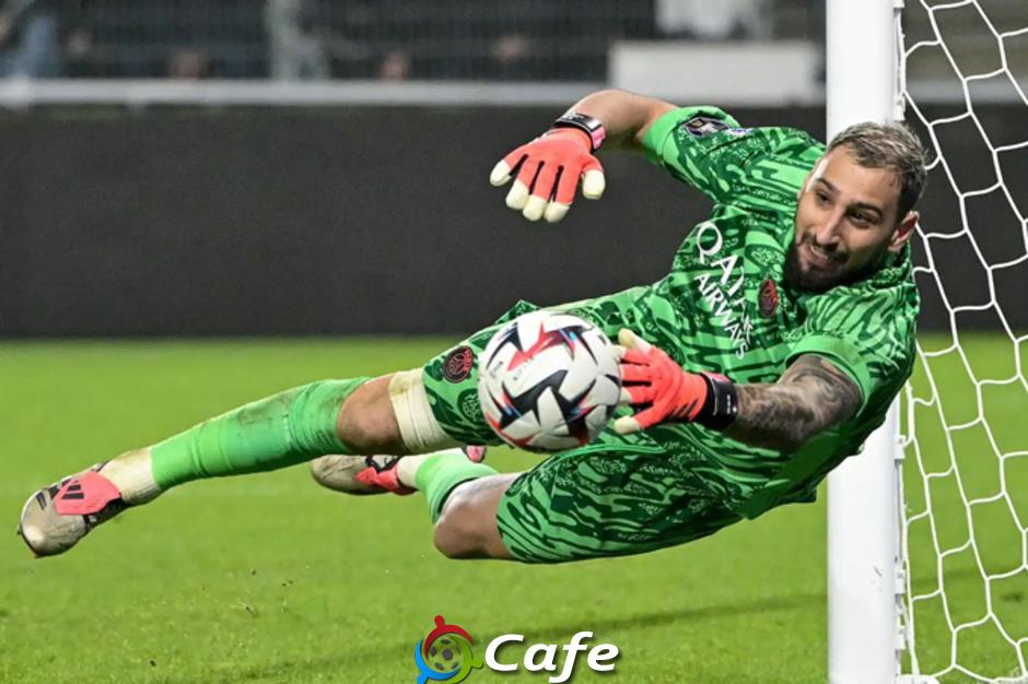 Man City phải mua Donnarumma, không thể khác!