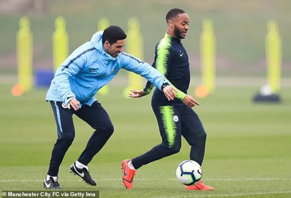 Mikel Arteta từng biến Raheem Sterling thành một sát thủ