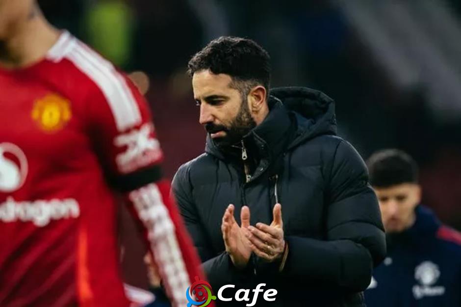 MU cân nhắc thay thế Amorim bằng HLV vừa bị West Ham… sa thải