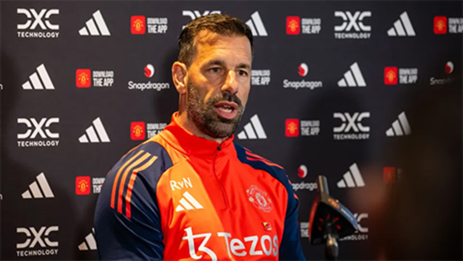 MU thời Van Nistelrooy thay đổi lớn của so với Ten Hag