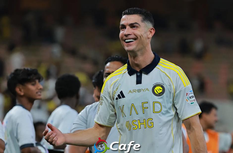 MU tính tái ngộ Ronaldo để bù lỗ 100 triệu bảng MU tính tái ngộ Ronaldo để bù lỗ 100 triệu bảng
